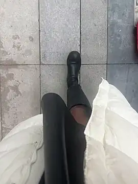 xiaoyuan01 online show from 03-10-26, 01:32