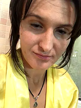 Snapshot of NikaSwan2831 chatting on 09-20-25, 06:42 NikaSwan2831 online show from 09-20-25, 06:42