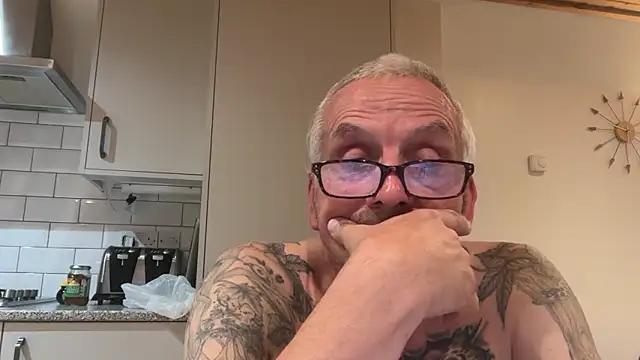 poggles online show from 09-19-25, 08:31