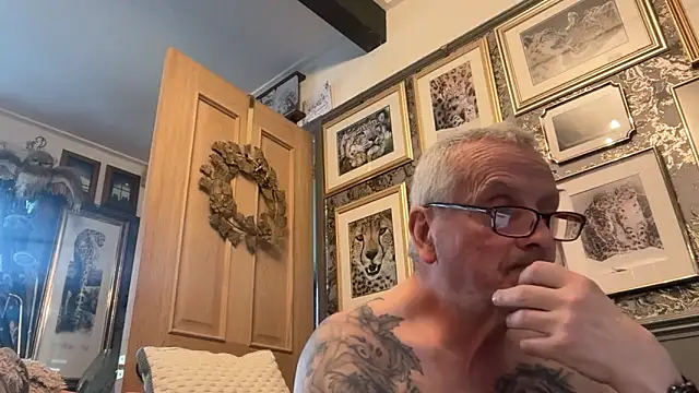 poggles online show from 02-09-26, 04:00