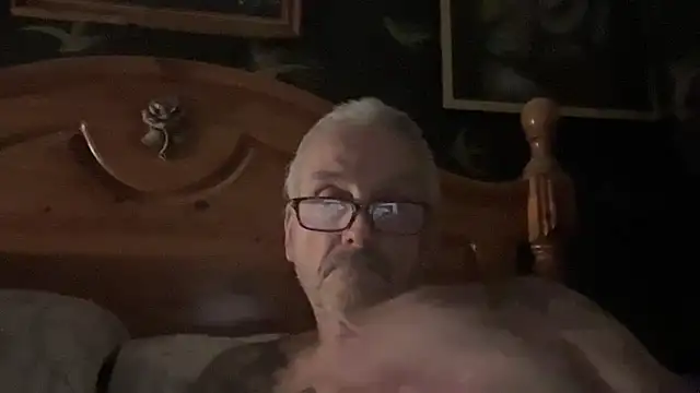 Snapshot of poggles chatting on 03-02-26, 08:15 poggles online show from 03-02-26, 08:15