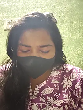 Liyaa 24 online show from 02-15-26, 04:47