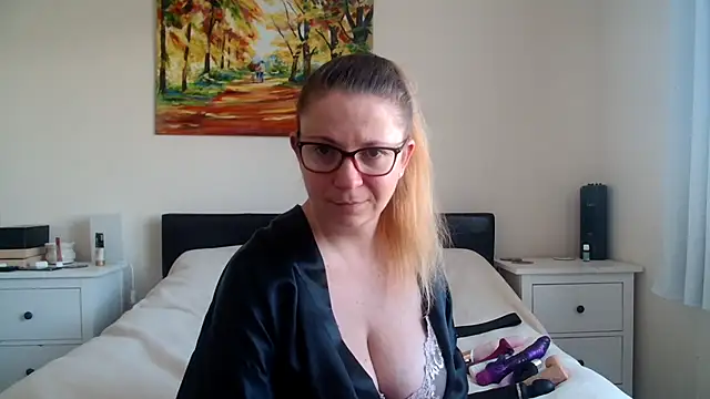 32h busty online show from 02-14-26, 09:50