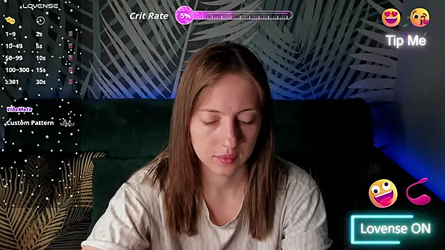 ChristyCrayme online show from 05-06-26, 10:04