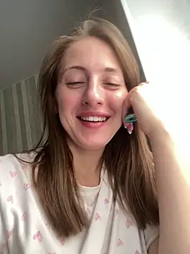 ChristyCrayme online show from 05-12-26, 05:15