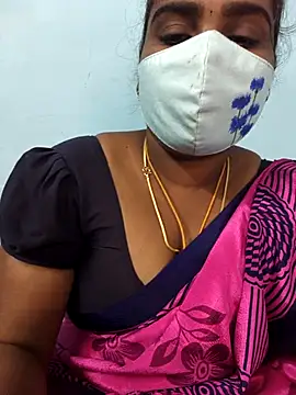 Snapshot of Tamil_riyalini12 chatting on 12-15-25, 05:34 Tamil riyalini12 online show from 12-15-25, 05:34