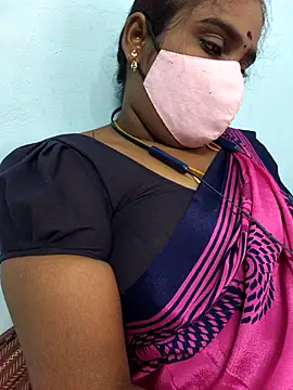 Snapshot of Tamil_riyalini12 chatting on 12-19-25, 05:14 Tamil riyalini12 online show from 12-19-25, 05:14