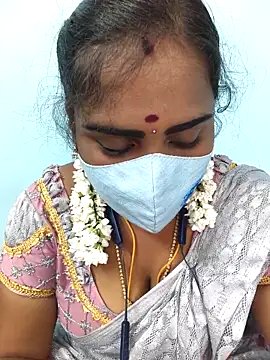 Snapshot of Tamil_riyalini12 chatting on 01-31-26, 07:23 Tamil riyalini12 online show from 01-31-26, 07:23