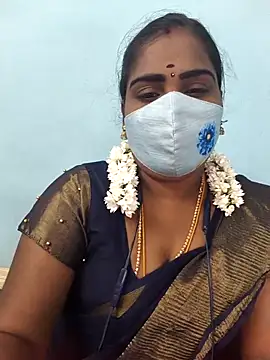 Snapshot of Tamil_riyalini12 chatting on 02-04-26, 12:33 Tamil riyalini12 online show from 02-04-26, 12:33