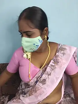 Snapshot of Tamil_riyalini12 chatting on 06-28-26, 12:44 Tamil riyalini12 online show from 06-28-26, 12:44