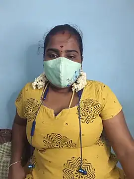 Snapshot of Tamil_riyalini12 chatting on 07-09-26, 04:49 Tamil riyalini12 online show from 07-09-26, 04:49