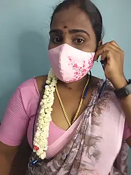 Snapshot of Tamil_riyalini12 chatting on 07-14-26, 01:06 Tamil riyalini12 online show from 07-14-26, 01:06
