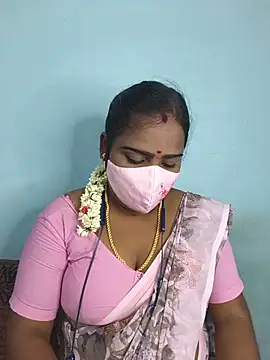 Snapshot of Tamil_riyalini12 chatting on 07-15-26, 04:40 Tamil riyalini12 online show from 07-15-26, 04:40