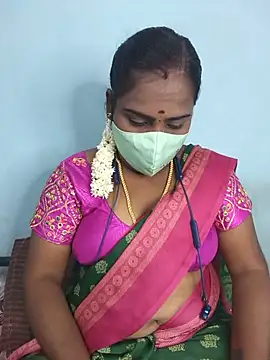 Snapshot of Tamil_riyalini12 chatting on 07-25-26, 04:21 Tamil riyalini12 online show from 07-25-26, 04:21