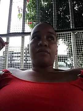 Snapshot of EbonyHorrny chatting on 04-05-26, 10:51 EbonyHorrny online show from 04-05-26, 10:51