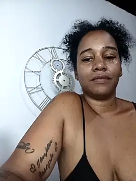 Snapshot of EbonyHorrny chatting on 05-10-26, 08:58 EbonyHorrny online show from 05-10-26, 08:58