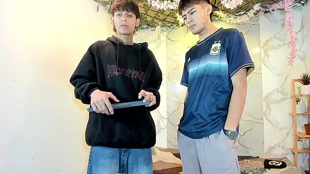 Bastian boyshot77 online show from 06-19-26, 01:04