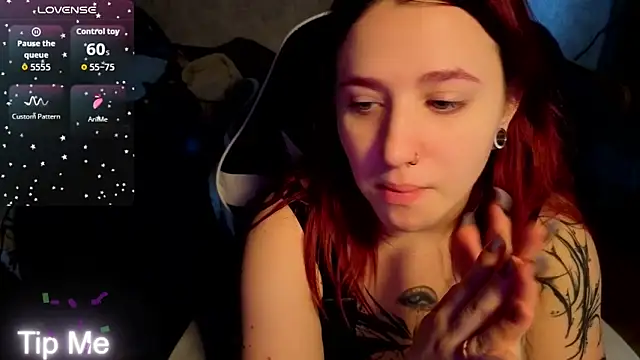 Snapshot of Mini_Lady1 chatting on 02-14-26, 10:56 Mini Lady1 online show from 02-14-26, 10:56