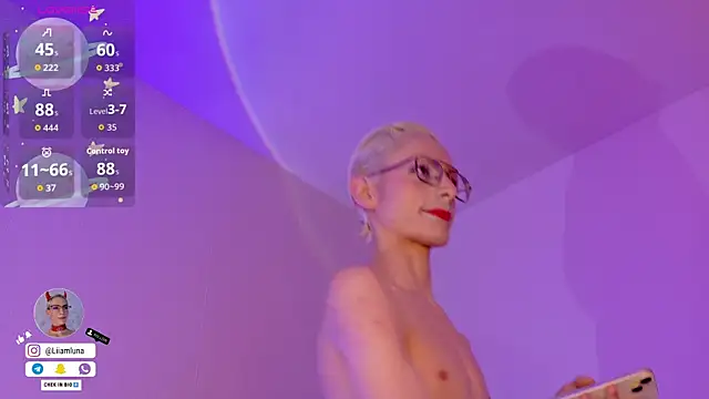 liiamluna  online show from 05-13-26, 11:07