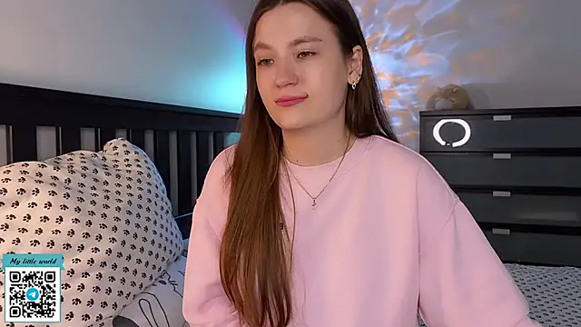 Snapshot of mia_here chatting on 09-09-25, 03:00 mia here online show from 09-09-25, 03:00