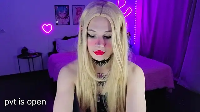 your little eva online show from 10-05-25, 09:45