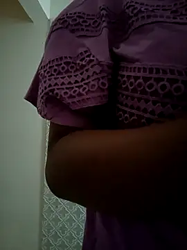 Snapshot of Nodi- chatting on 03-09-26, 06:06 Nodi- online show from 03-09-26, 06:06