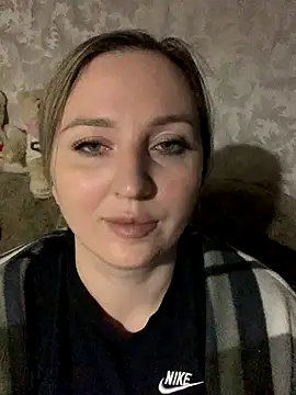 Snapshot of hotsteacher chatting on 10-27-25, 12:15 hotsteacher online show from 10-27-25, 12:15