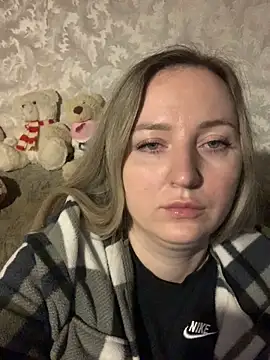 Snapshot of hotsteacher chatting on 11-12-25, 12:22 hotsteacher online show from 11-12-25, 12:22