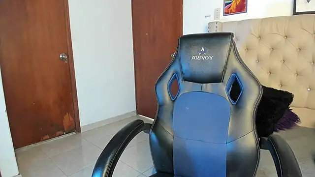 VeronicaBrun online show from 09-25-25, 08:12