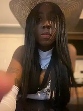 Alexia 24 online show from 11-01-25, 03:30