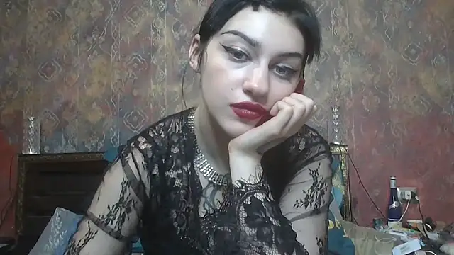 Susie su online show from 11-28-25, 05:48