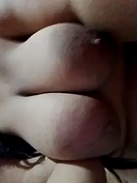 Snapshot of srtsara chatting on 02-22-26, 09:13 srtsara online show from 02-22-26, 09:13