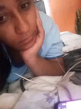 Snapshot of srtsara chatting on 03-24-26, 02:44 srtsara online show from 03-24-26, 02:44