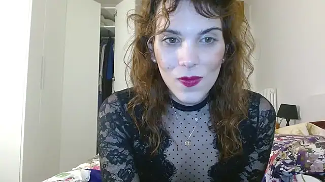 Snapshot of refem9 chatting on 09-30-25, 04:01 refem9 online show from 09-30-25, 04:01