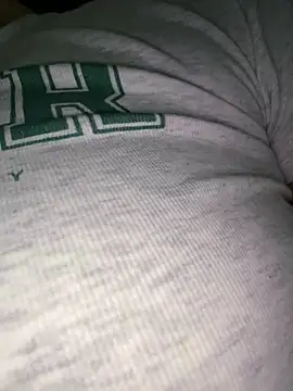 Snapshot of Ninazhang chatting on 12-23-25, 01:25 Ninazhang online show from 12-23-25, 01:25