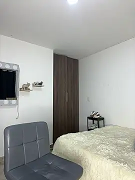 Snapshot of Vaneza_G1 chatting on 03-27-26, 08:26 Vaneza G1 online show from 03-27-26, 08:26