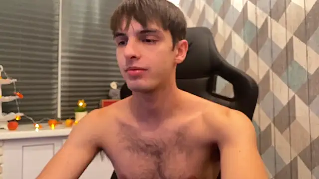 Snapshot of elliot_scott chatting on 10-15-25, 06:19 elliot scott online show from 10-15-25, 06:19