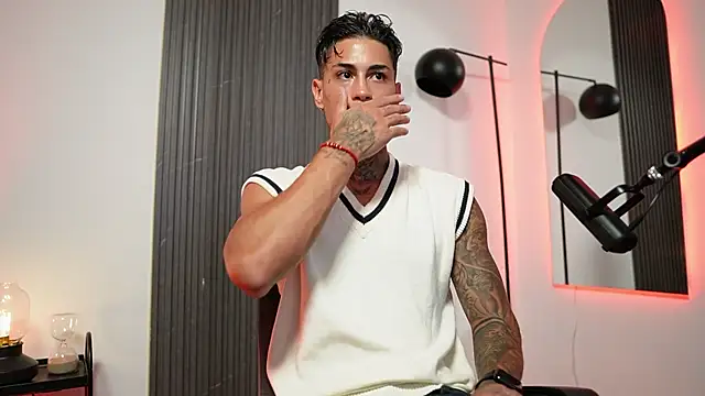 AxelVilla  online show from 09-09-25, 08:41