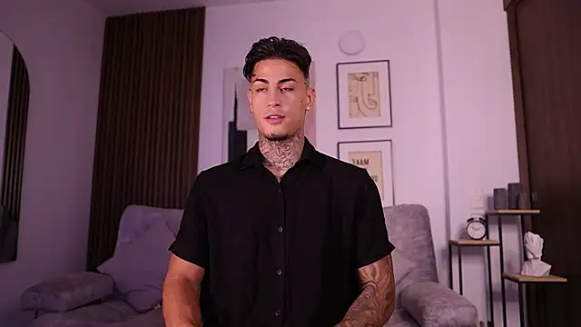 AxelVilla  online show from 09-12-25, 07:25