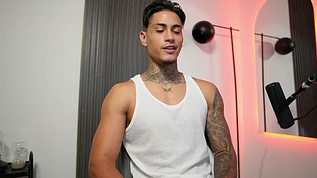 AxelVilla  online show from 09-16-25, 08:10