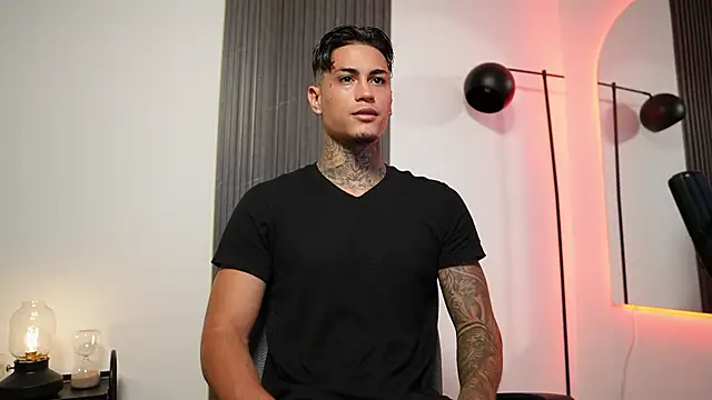 AxelVilla  online show from 09-20-25, 03:13