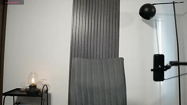 AxelVilla  online show from 11-05-25, 08:42