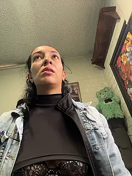 SALOME KORLAND online show from 01-17-26, 05:05