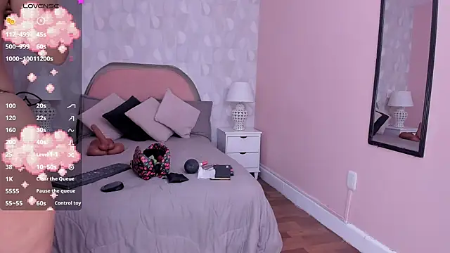 isabella milf  online show from 06-21-26, 12:19
