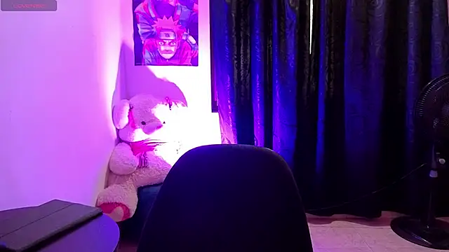 Gaby  Howards online show from 10-20-25, 07:03