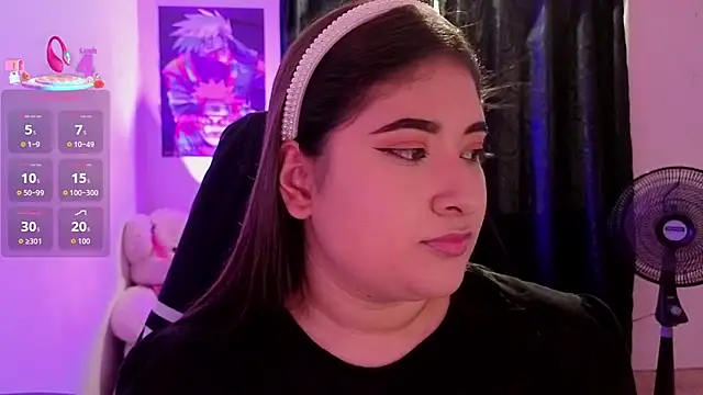 Gaby  Howards online show from 10-26-25, 07:09