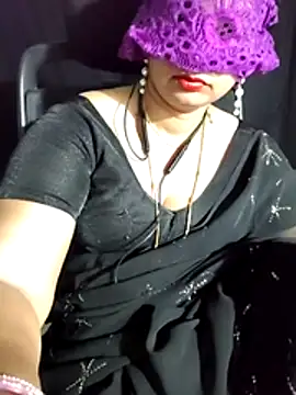 Snapshot of sesiteluguammayi chatting on 07-19-26, 03:27 sesiteluguammayi online show from 07-19-26, 03:27