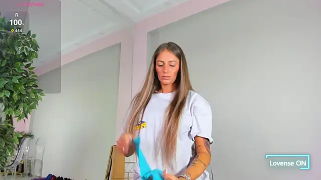 MayaHellen online show from 09-09-25, 04:56