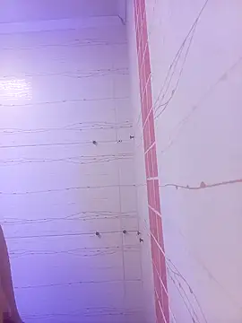 Snapshot of Fox_Roxxan chatting on 10-15-25, 01:28 Fox Roxxan online show from 10-15-25, 01:28