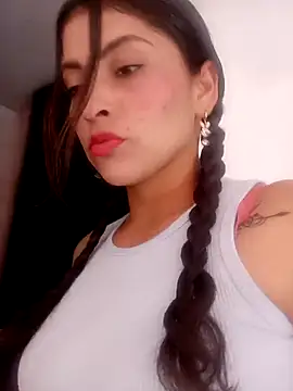 Fox Roxxan online show from 11-13-25, 02:10